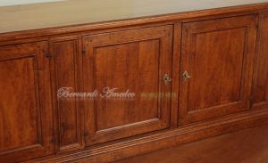 Credenza bassa da 250 cm con 4 ante in noce massiccio arte povera adatta come mobile Tv da salotto